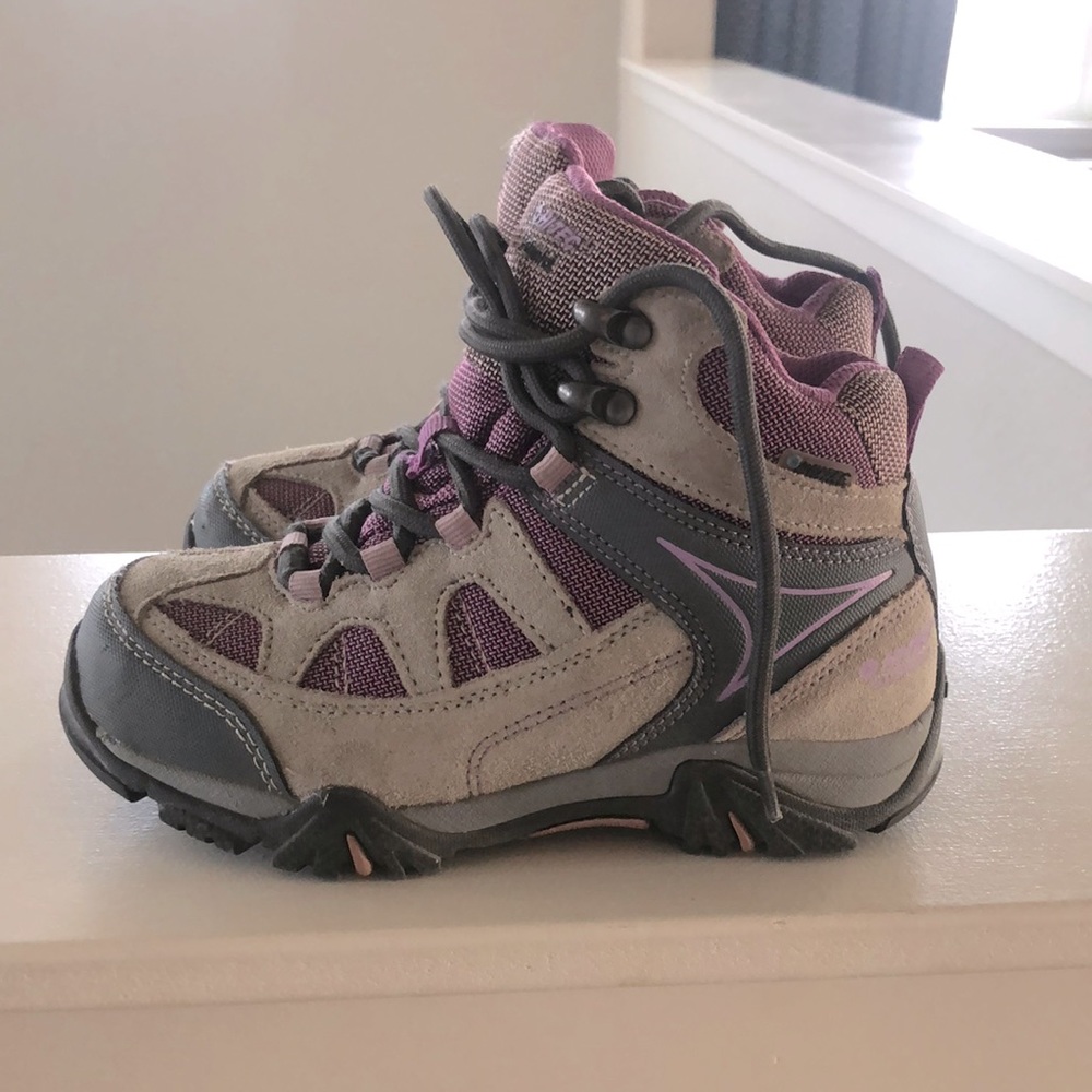 Hi-Tec girls hiking boots.